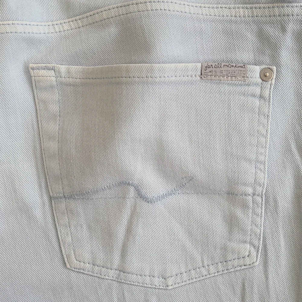 7 for All Mankind jeans - Picture 2 of 10